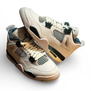 Air Jordan 4 Oxidized Green Grade School Size 5Y FQ8213-103